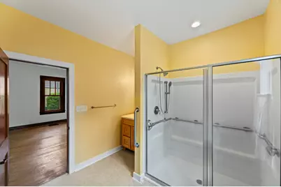29 S Locust St, Oconomowoc, WI 53066 - Photo 12