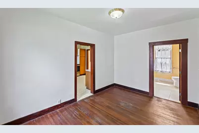 29 S Locust St, Oconomowoc, WI 53066 - Photo 10