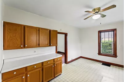 29 S Locust St, Oconomowoc, WI 53066 - Photo 18