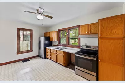 29 S Locust St, Oconomowoc, WI 53066 - Photo 16