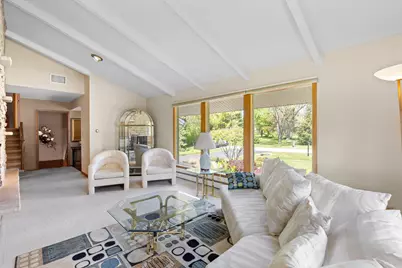 N68W15321  Prudence Dr, Menomonee Falls, WI 53051 - Photo 10