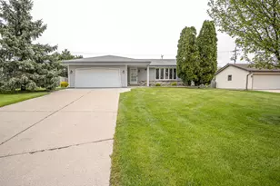 3812 W Jodi Pl, Franklin, WI 53132 - Photo 30