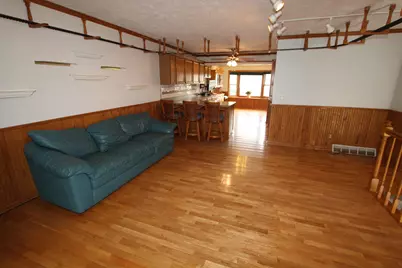 312  Knobes Ave, Twin Lakes, WI 53181 - Photo 8