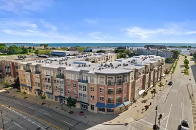 141  Main St #418, Racine, WI 53403 - Photo 1