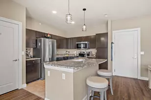 141 Main St, Racine, WI 53403 - Photo 12