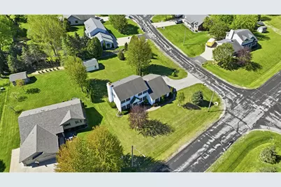 6852  Bellvue Ct, Newburg, WI 53090 - Photo 40