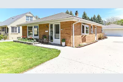 3168 S 71st St, Milwaukee, WI 53219 - Photo 4
