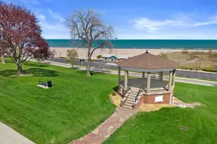 1706 Michigan Blvd, Racine, WI 53402 - Photo 38