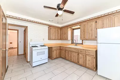 3015 N 87th St, Milwaukee, WI 53222 - Photo 10