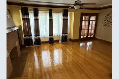 1350 N 55th St, Milwaukee, WI 53208 - Photo 10