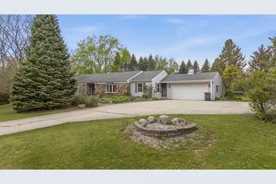 4050  Sleeping Dragon Rd, West Bend, WI 53095 - Photo 44