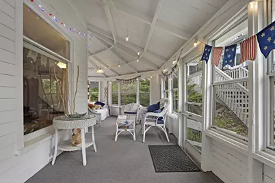 641  Hazel Ct, Fontana, WI 53125 - Photo 4