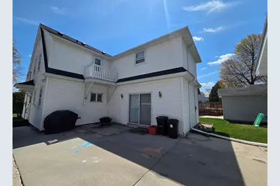 1020 N 14th St, Manitowoc, WI 54220 - Photo 6