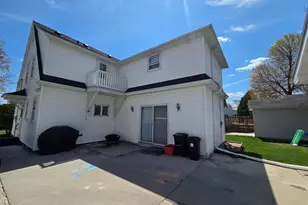 1020 N 14th St, Manitowoc, WI 54220 - Photo 6