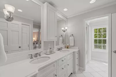 10539 N Haddonstone Pl, Mequon, WI 53092 - Photo 16