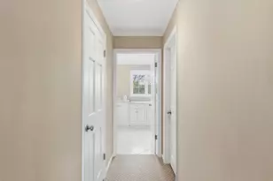 10539 N Haddonstone Pl, Mequon, WI 53092 - Photo 12