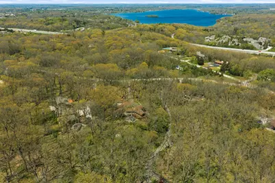 2028  Hillside Ct, Delafield, WI 53018 - Photo 18