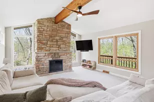 2028 Hillside Ct, Delafield, WI 53018 - Photo 6
