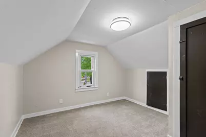 3779 S Pennsylvania Ave, Saint Francis, WI 53235 - Photo 10