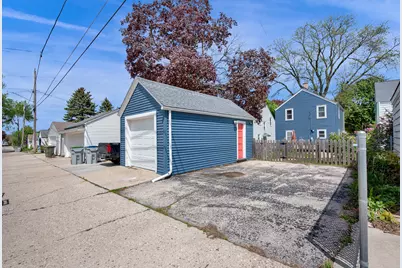 3725 S Logan Ave, Milwaukee, WI 53207 - Photo 22