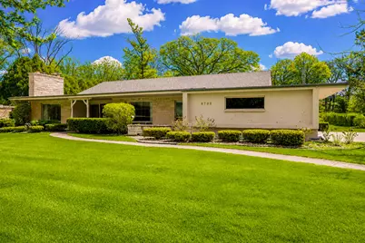 6732 N Holly Ct, Fox Point, WI 53217 - Photo 2