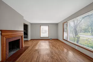 3806 W Hope Ave, Milwaukee, WI 53216 - Photo 10