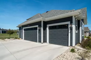 7852 W Preserve Parkway, Mequon, WI 53097 - Photo 20