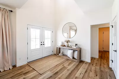 7852 W Preserve Pkwy, Mequon, WI 53097 - Photo 2