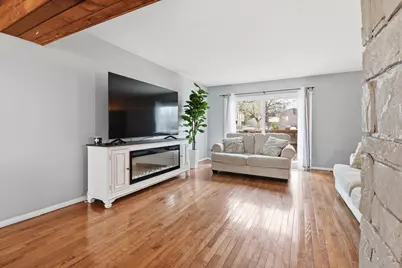 9228 N 70th St, Milwaukee, WI 53223 - Photo 2