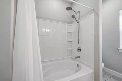 2046 E Omaha Dr, Grafton, WI 53024 - Photo 42