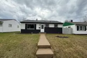 6725 W Verona Ct, Milwaukee, WI 53219 - Photo 1