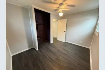 6725 W Verona Ct, Milwaukee, WI 53219 - Photo 24
