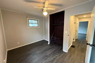 6725 W Verona Ct, Milwaukee, WI 53219 - Photo 8