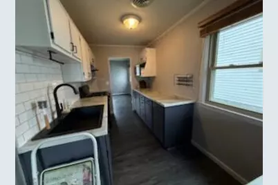 6725 W Verona Ct, Milwaukee, WI 53219 - Photo 38