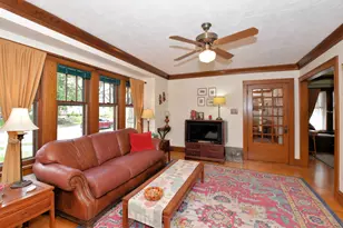 2217 N 71st St, Wauwatosa, WI 53213 - Photo 14