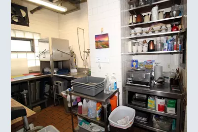 8101 W Greenfield Ave, West Allis, WI 53214 - Photo 20