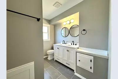 4427 N 77th St #4429, Milwaukee, WI 53218 - Photo 14