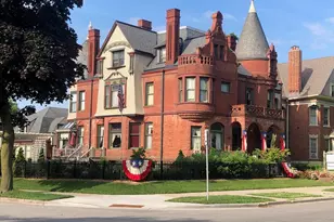 3209 W Wells St, Milwaukee, WI 53208 - Photo 4