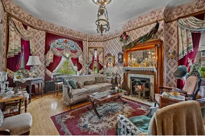 3209 W Wells St, Milwaukee, WI 53208 - Photo 8