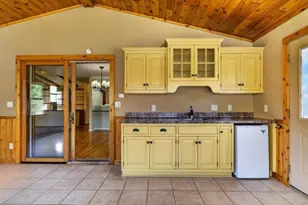 914 Hawthorne Dr, Howards Grove, WI 53083 - Photo 14