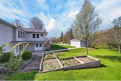 914  Hawthorne Dr, Howards Grove, WI 53083 - Photo 44