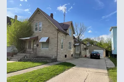 2014  61st St, Kenosha, WI 53143 - Photo 2