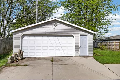 8552  20th Ave, Kenosha, WI 53143 - Photo 20