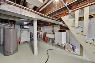 925 E Lincoln Ave, Milwaukee, WI 53207 - Photo 24