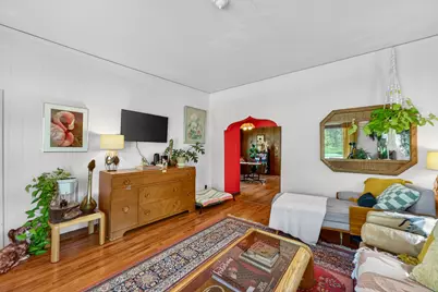 925 E Lincoln Ave, Milwaukee, WI 53207 - Photo 16