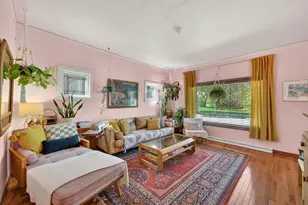 925 E Lincoln Ave, Milwaukee, WI 53207 - Photo 14