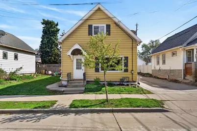 925 E Lincoln Ave, Milwaukee, WI 53207 - Photo 2