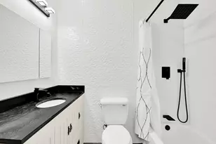 9080 S Chicago Ct, Oak Creek, WI 53154 - Photo 18