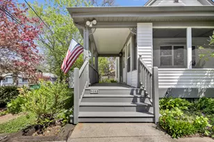 9080 S Chicago Ct, Oak Creek, WI 53154 - Photo 2