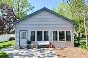 W944 Shorewood Dr, East Troy, WI 53120 - Photo 4